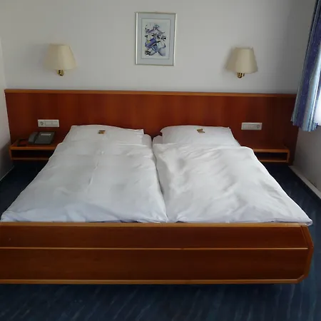 Sonne 라인펠덴에흐터딘겐